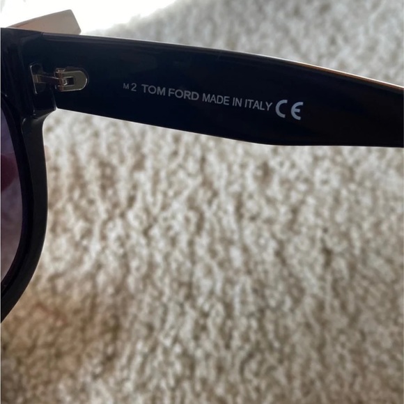 TOM FORD GLASSES - Picture 5 of 7